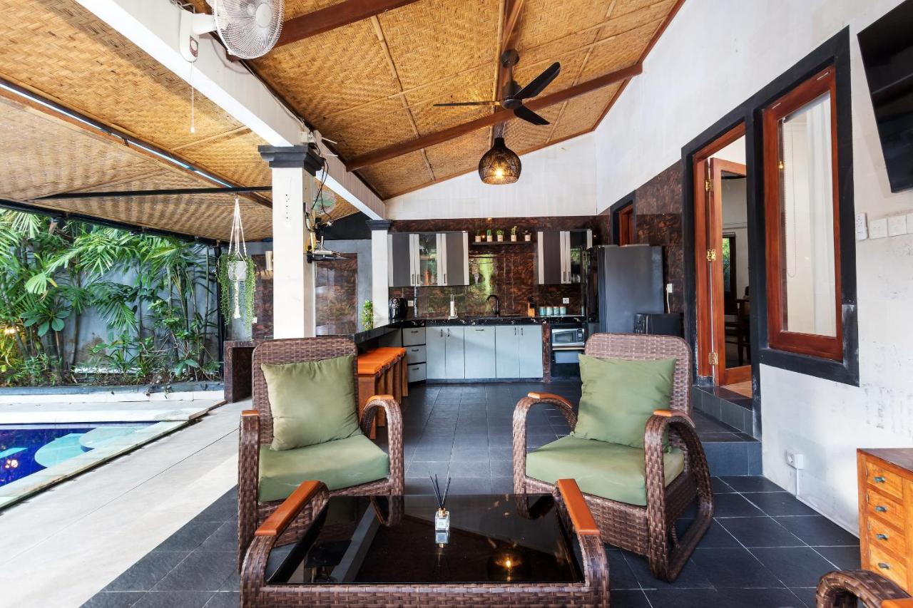 Villa Yati Seminyak Extérieur photo